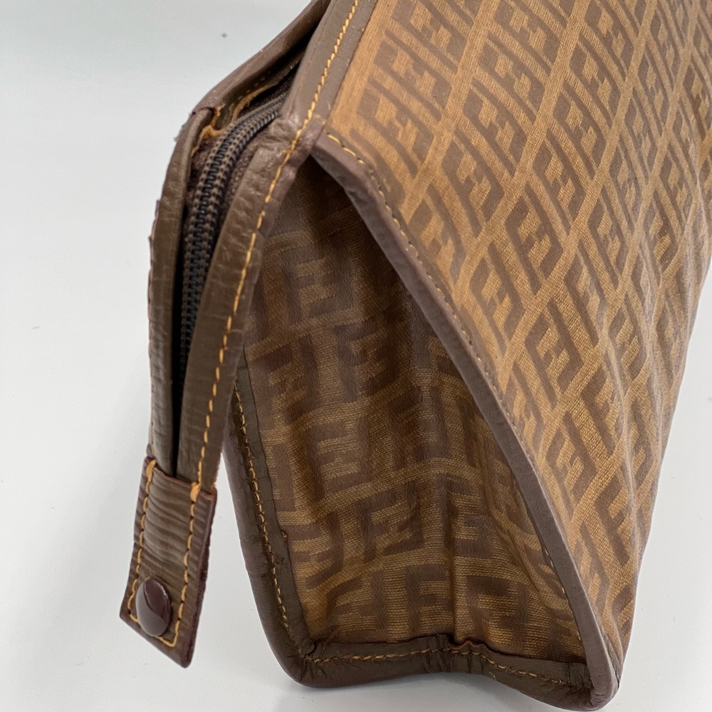 Fendi vintage top zip and side snap clutch - Picture 9 of 13